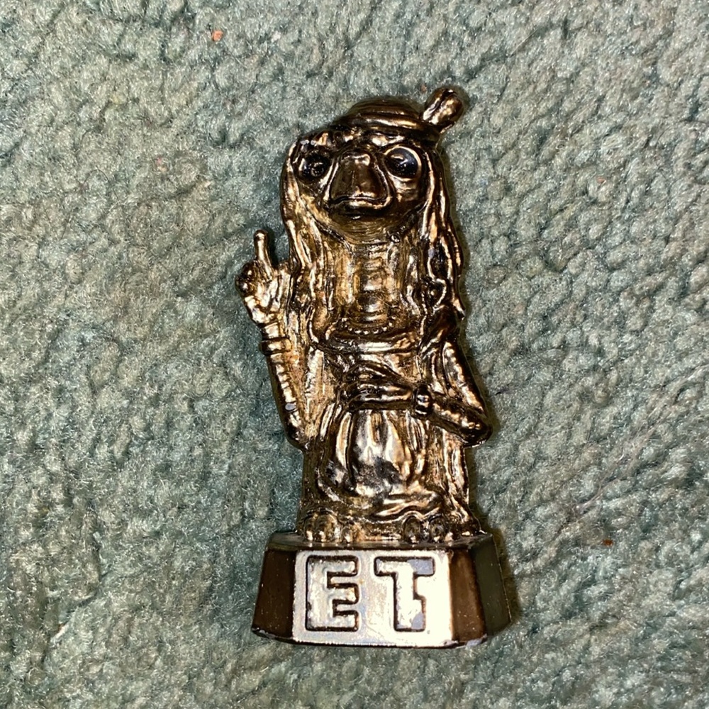 ET Figurine Statue - 1982 ET Movie